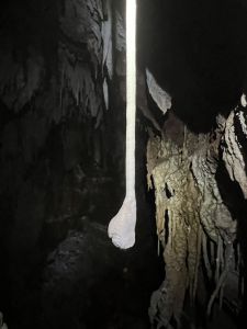 Estalactite invulgar